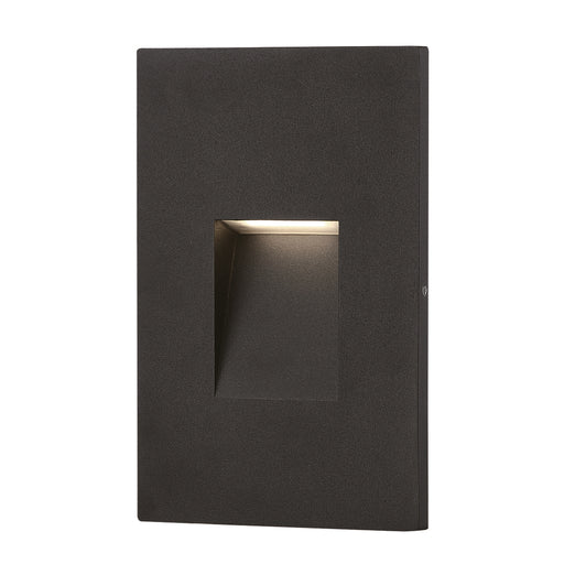 STEP LT,VERT,RECESSED TRIM,BLK